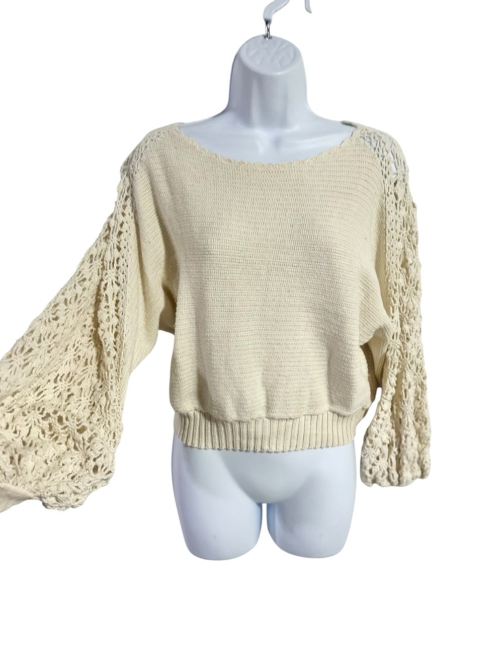 Kyouko Cream Crochet Sleeve Sweater - M
